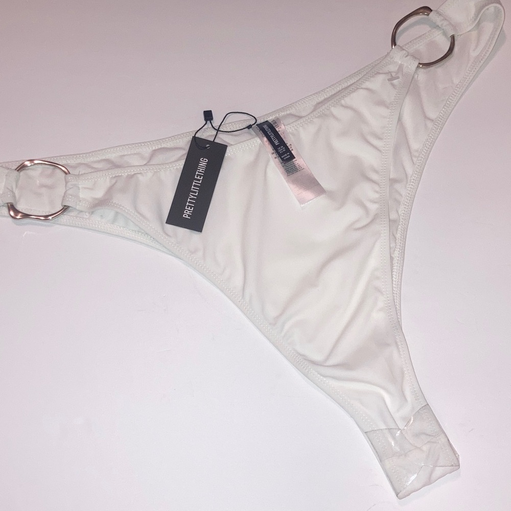 PrettyLittleThing White Ring Detail Accent Thong Bikini Bottom Plus Size 22 New